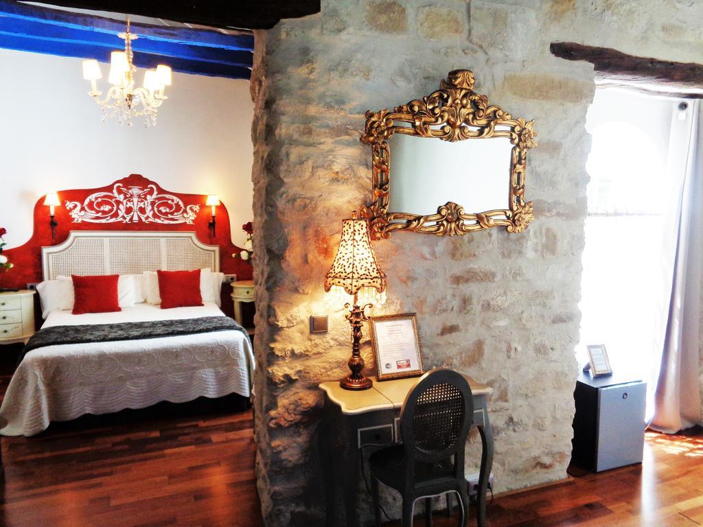 אובדה Hotel Boutique Nueve Leyendas מראה חיצוני תמונה