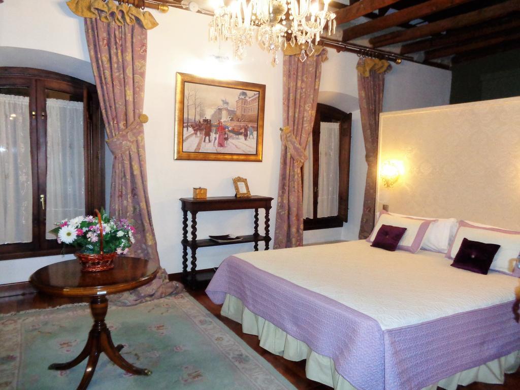 אובדה Hotel Boutique Nueve Leyendas מראה חיצוני תמונה