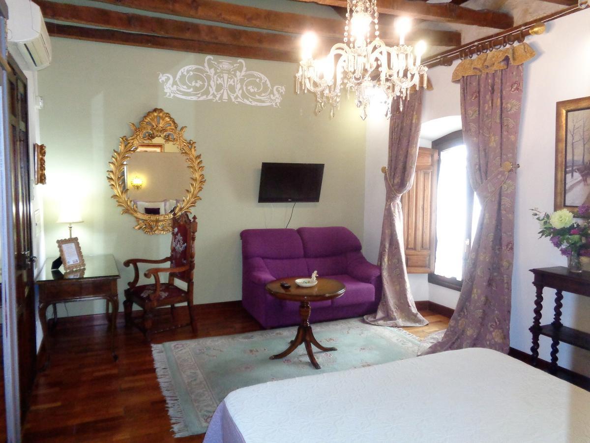 אובדה Hotel Boutique Nueve Leyendas מראה חיצוני תמונה
