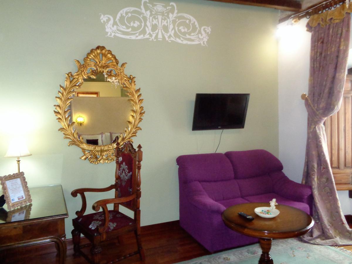 אובדה Hotel Boutique Nueve Leyendas מראה חיצוני תמונה