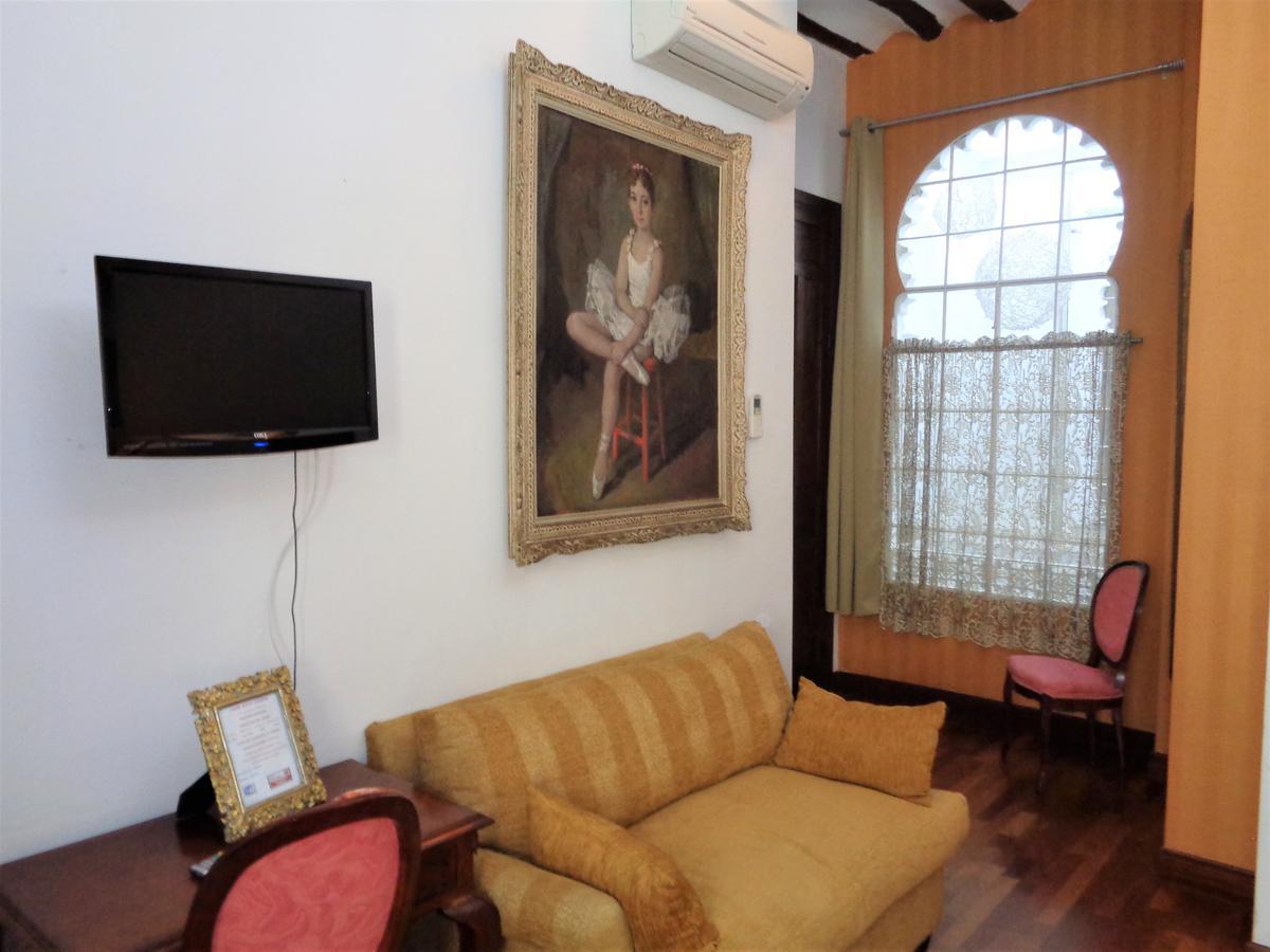 אובדה Hotel Boutique Nueve Leyendas מראה חיצוני תמונה
