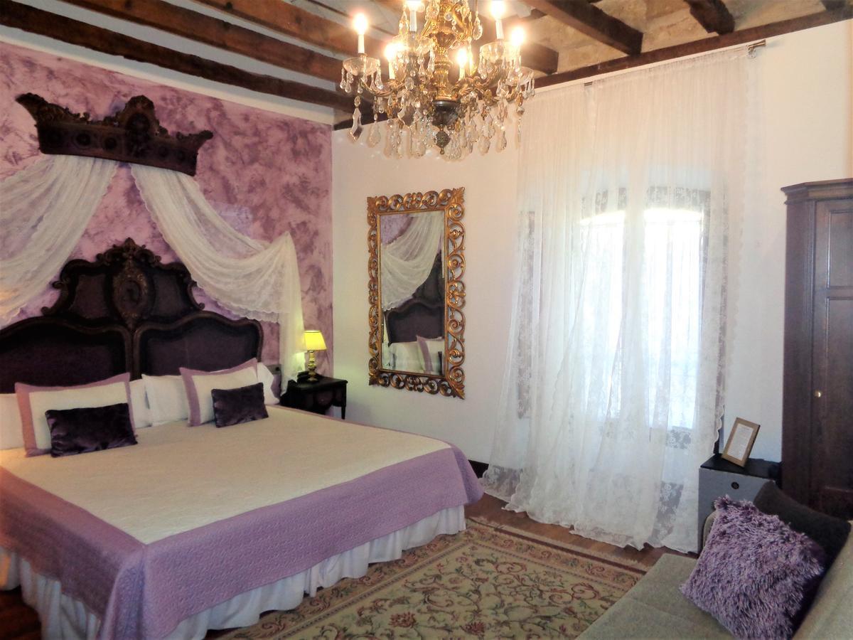 אובדה Hotel Boutique Nueve Leyendas מראה חיצוני תמונה